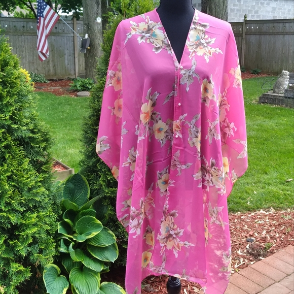 Unknown Other - 💥SUMMER Beach cover up Pink with Lillies